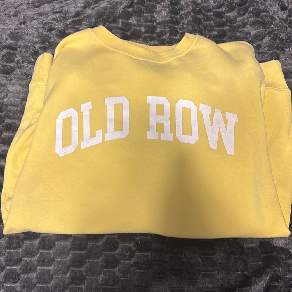 old row crewneck